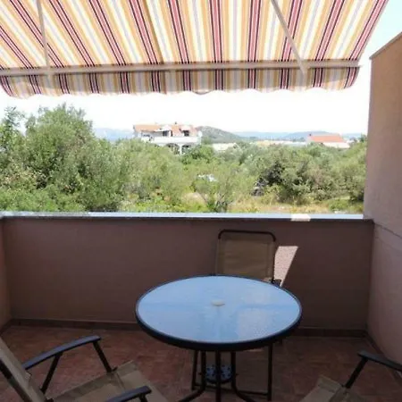 Miro Apartman *
